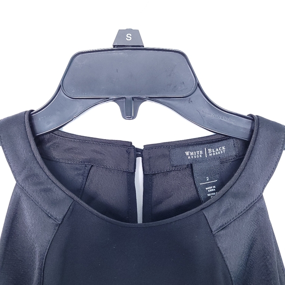 WHITE HOUSE BLACK MARKET Women's Black Sleeveless Top With Keyhole Back Size 2 - Picture 2 of 12